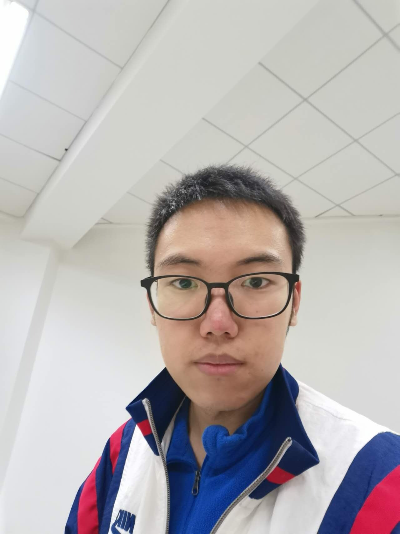 Sheng Han（韩昇）