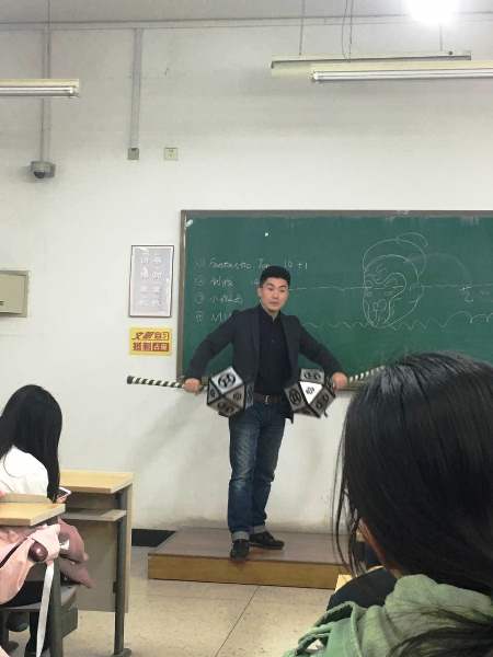 1499304610822380.jpg 汉语言文化学院研究生学术周末感悟京剧艺术2.jpg