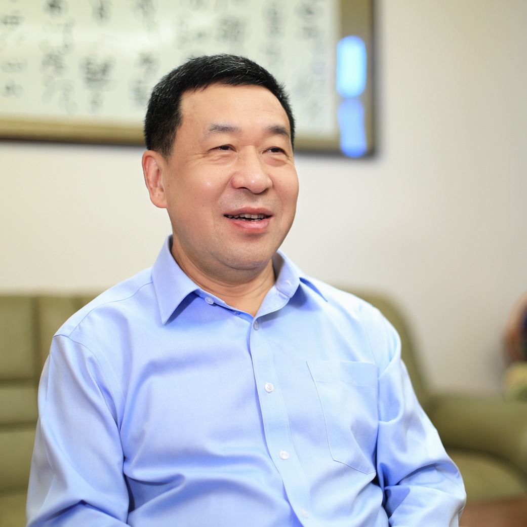 刘秉镰